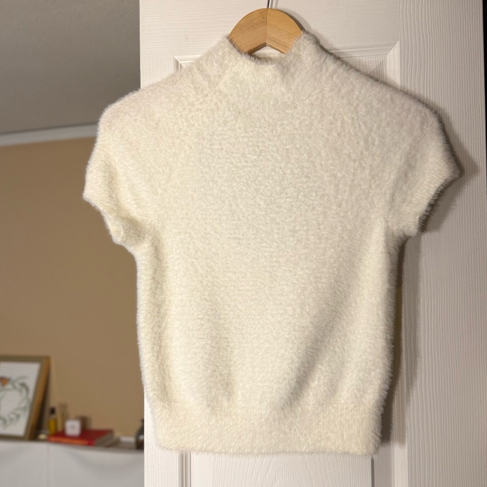 Maeve by Anthropologie fluffy sweater top
